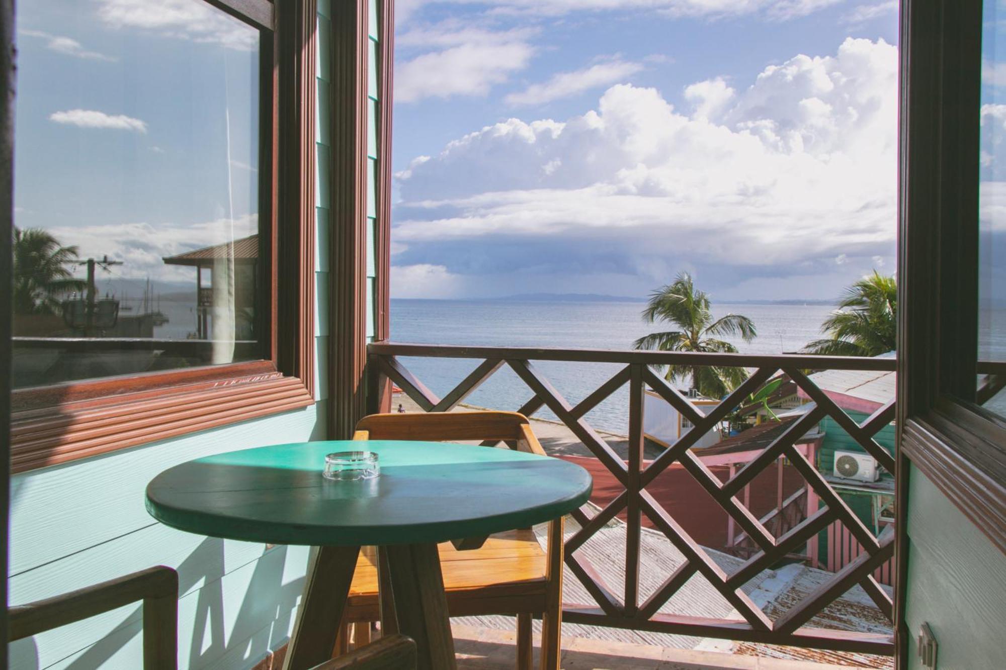 Hotel Palma Royale Bocas del Toro Exteriör bild