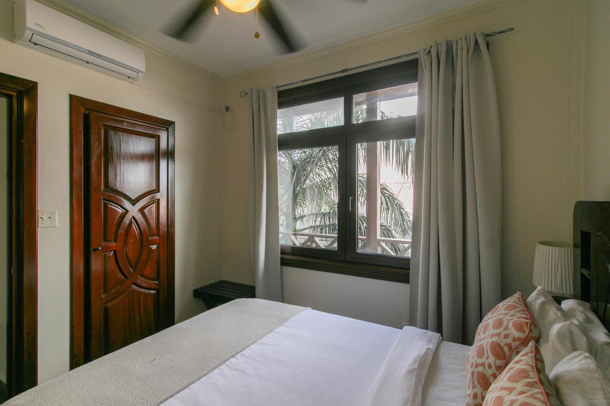 Hotel Palma Royale Bocas del Toro Exteriör bild