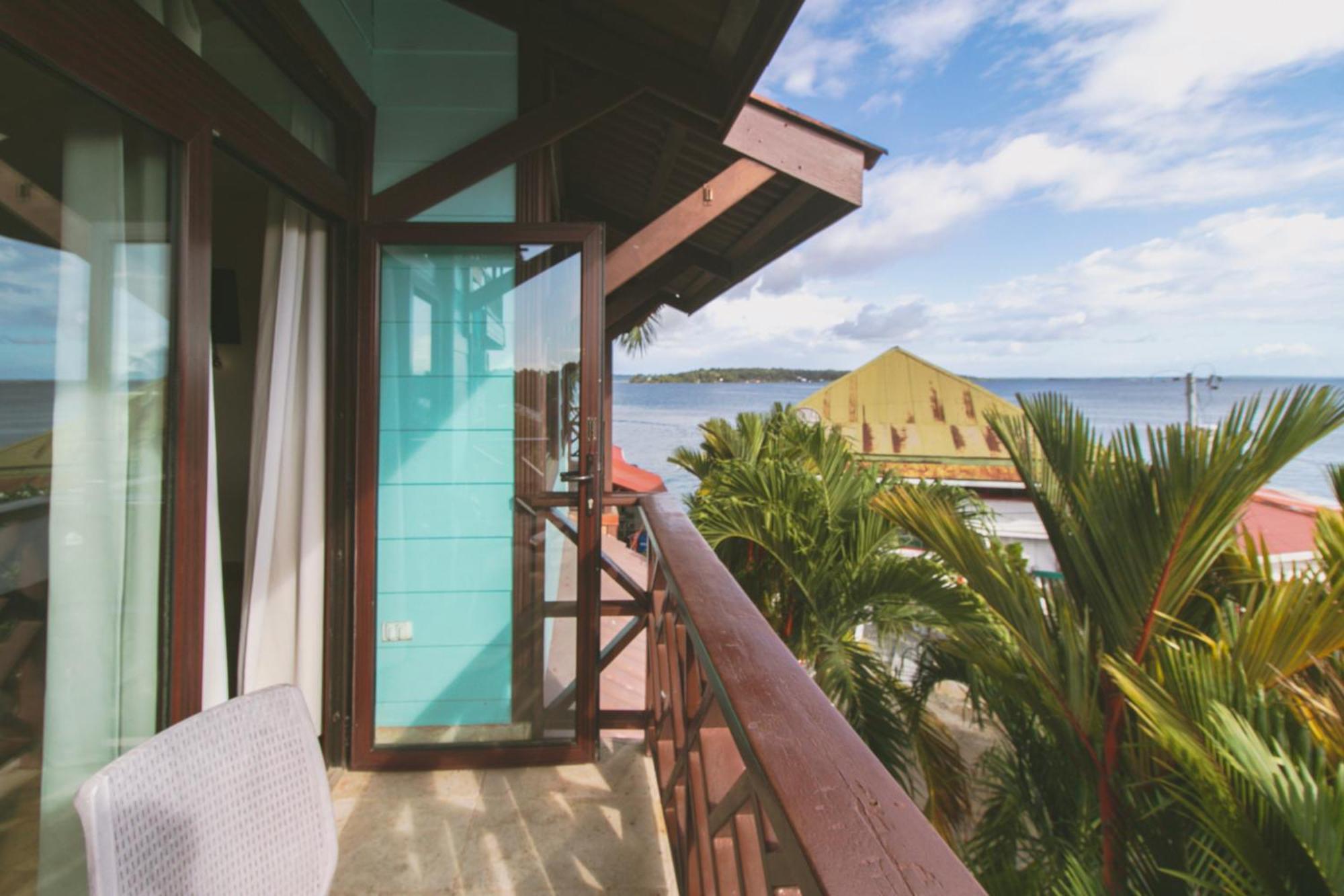 Hotel Palma Royale Bocas del Toro Exteriör bild